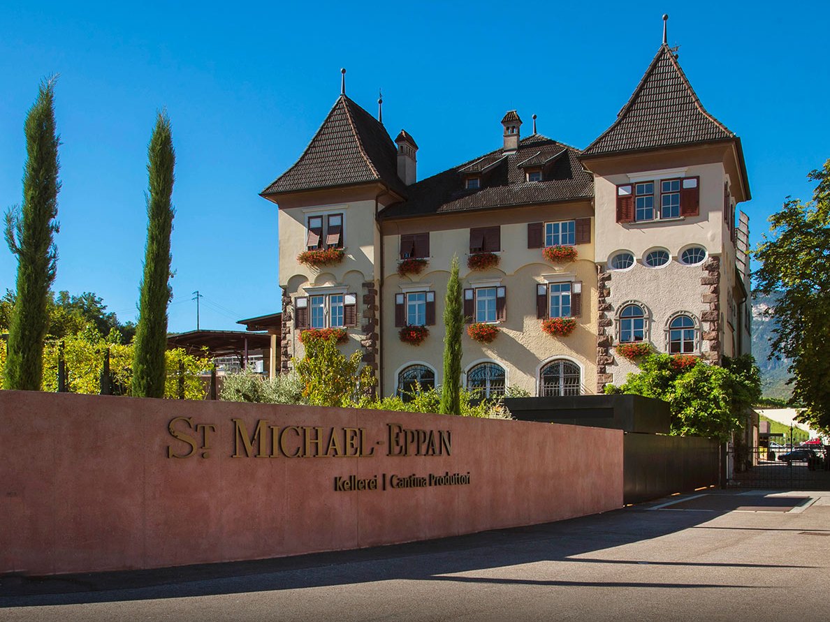 サン・ミケーレ・アッピアーノ SAN MICHELE APPIANO（サン ミケーレ